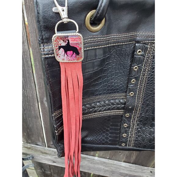Handmade boho horse Leather Fringe Western bag charm, Long fringe keychain - Picture 3 of 3